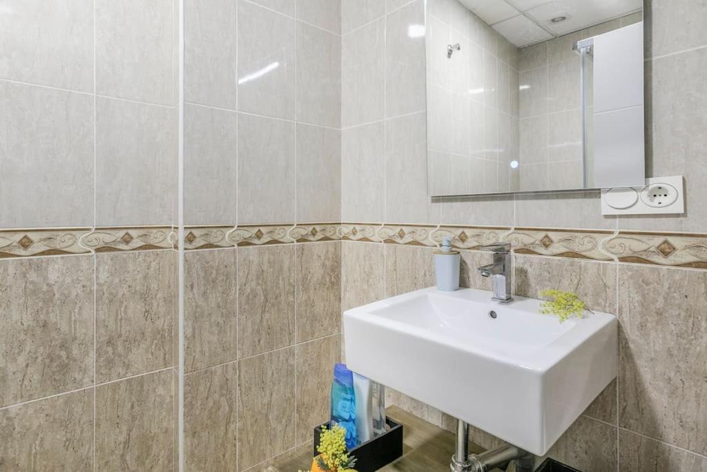Centrico Apto Cerca De La Catedral Zacatin Apartman Granada Kültér fotó